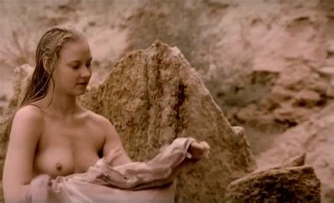 Nude Video Celebs Svetlana Khodchenkova Nude Blagoslovite Zhenschinu 2003
