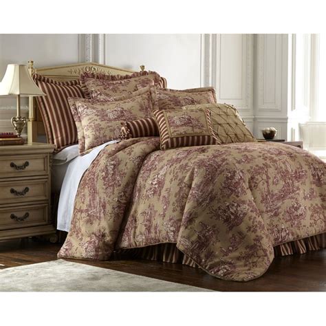 Astoria Grand Deirdre Microfiber Traditional 4 Piece Comforter Set