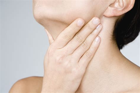 How To Do A Thyroid Neck Check