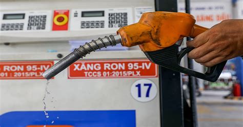Giá dầu đồng loạt bật tăng mạnh sau biến động nguồn cung tại mỹ. Tin tức giá xăng dầu hôm nay ngày 23/9: Giảm sâu xuống đáy