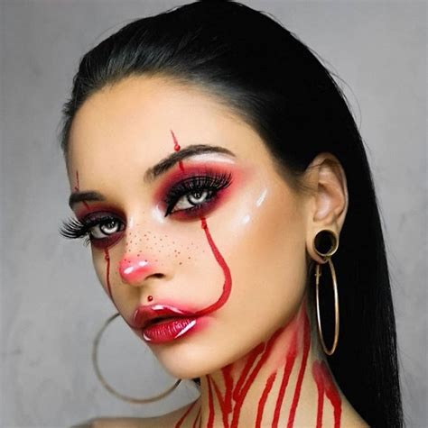 Halloween makeup ideas from the easy to the scarily good; 30+ Scary Halloween Makeup Looks Ideas For 2020 - The ...