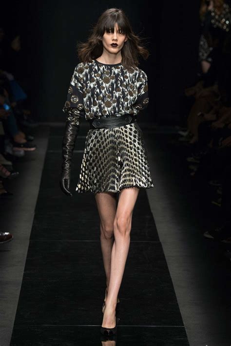Emanuel Ungaro Fall 2015 Ready To Wear Look 31 Of 38 Star Fashion