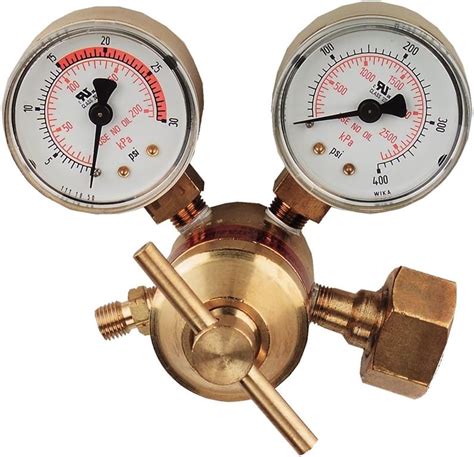 goss ea 25 ma acetylene regulator with a hose fitting and mc acetylene tank connection