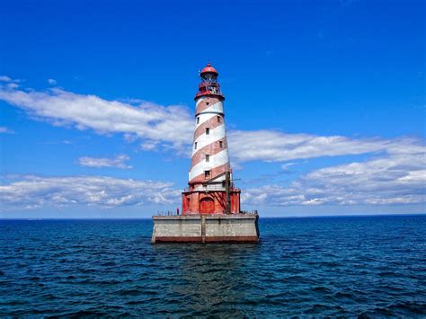 Us Part Of Great Lakes Michigan White Shoal Lighthouse World Of
