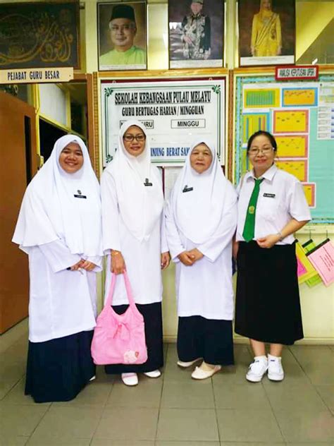 Perkhemahan tahunan persatuan kadet remaja sekolah institut pendidikan guru malaysia kampus sarawak tahun 2009. 27 Baju Seragam Tkrs Sekolah Rendah, Modis Dan Menawan