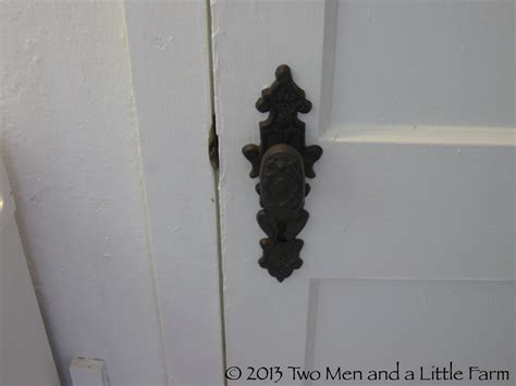 Here you will find all the bits and bobs to restore your old doors to working condition or outfit new doors with the perfect hardware, whatever. Two Men and a Little Farm: OLD FASHIONED DOOR LATCH