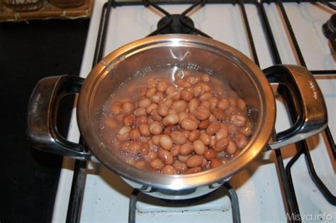 Quindi ho pensato di cucinarli a mo' dei famosi fagioli alla texana (bud spencer e terence hill insegnano ), ricetta che di solito richiede i borlotti. » Fagioli alla messicana - Ricetta Fagioli alla messicana ...
