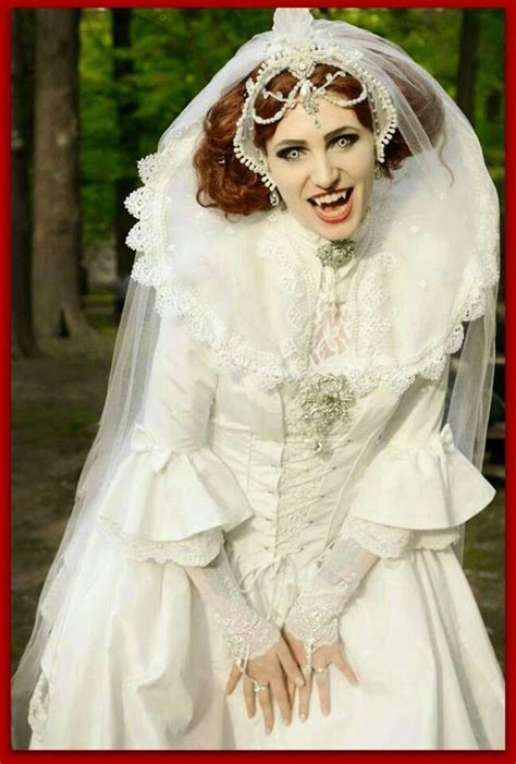The Bridal Gown Steampunk Dress Vampire Clothes Victorian Vampire
