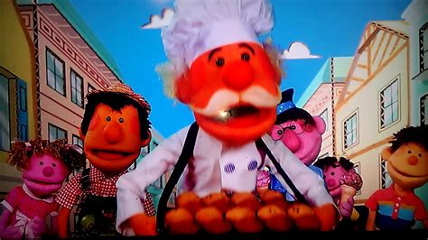 If it was you knew only this, then your opinion could at least be worth this…or that…two words sounding. Do you know the muffin man - YouTube
