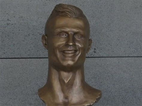 The statue's poor likeness of ronaldo made it the target. Widely mocked Cristiano Ronaldo statue replaced by new ...