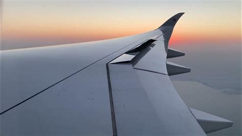 Qatar Airways Airbus A350 100 Beautiful Sunset Landing Into Doha Youtube