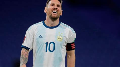 Brazil's perfect and argentina's right on its heels, just as many expected at the outset of conmebol qualifying for the 2022 world cup. Eliminatorias Conmebol: Perú vs Argentina en riesgo de ...