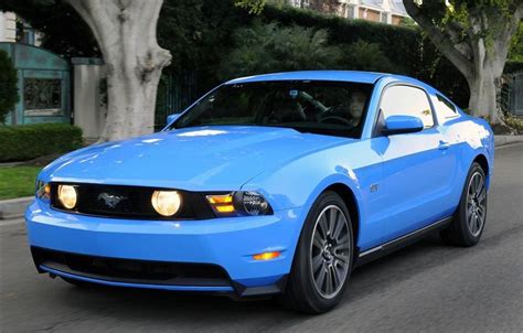 Cat walk baby — mustang lightning. 2010 Ford Mustang GT Grabber Blue - S197 Mustang
