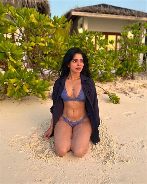 Divya Bharti Telugu Actress Hot Bikini Pictures Bollywoodfever