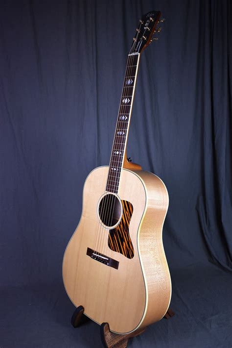 2015 Gibson Advanced Jumbo Maple Custom Telluride Music Co