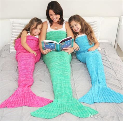 FREE Mermaid Tail Blanket for children and dolly ⋆ Made ...