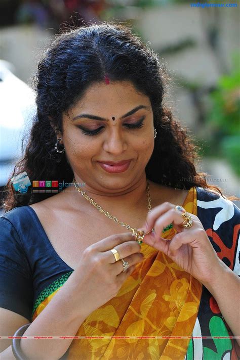 Asha Sarath Actress Hd Photosimagespics And Stills