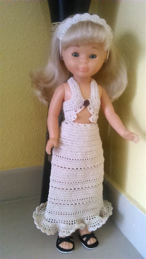 Los Vestidos De Mi Nancy Conjunto Beige De Ganchillo Para Nancy