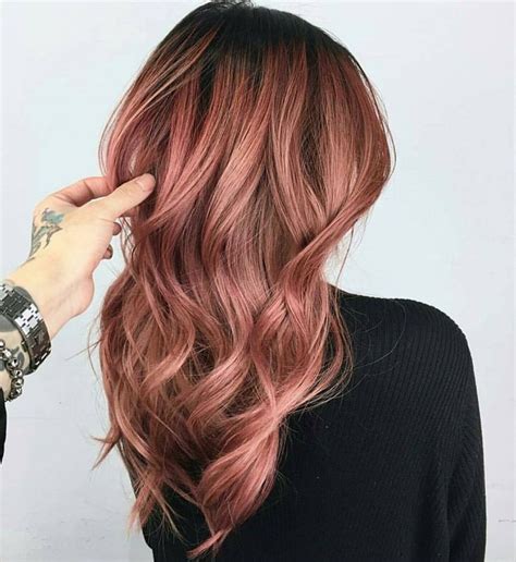 20 Rose Gold Hair Color Ideas For Women Haircuts And Hairstyles 2021