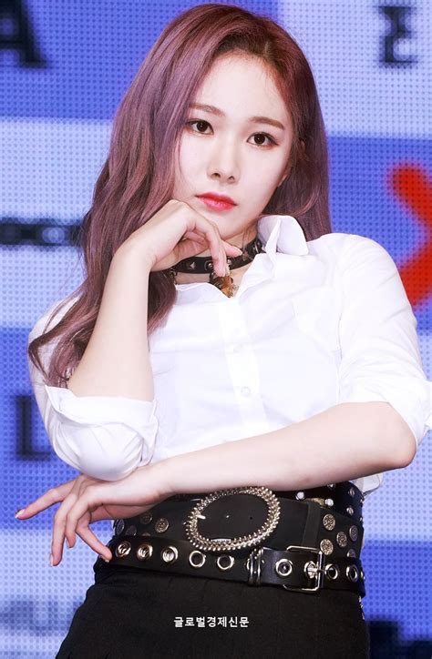 #everglow, player, mia focus, hi! 190318 Everglow Mia @ 'Arrival of Everglow' Showcase (com ...
