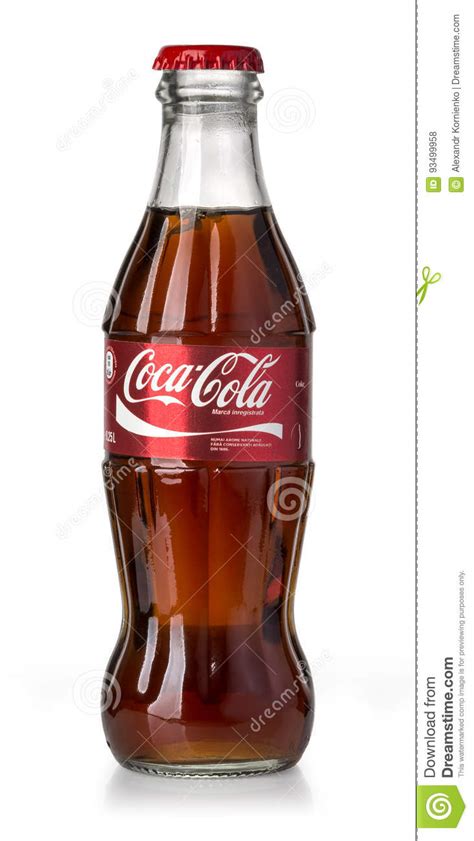 Il faut compter 4,20€ (hors frais de port) pour une bouteille de 200ml. Classique De Coca-Cola Dans Une Bouteille En Verre Photo ...