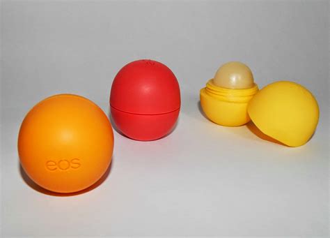Eos Smooth Sphere Lip Balm Review Juliette Stephenson Uk Fashion And Beauty Blog