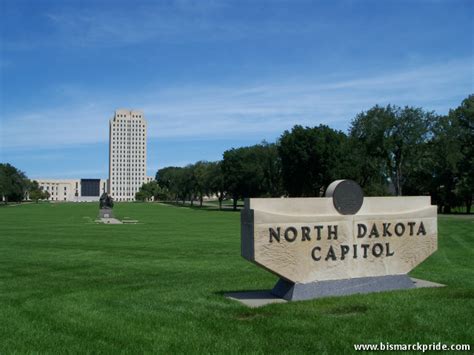 Picture Of North Dakota State Capitol In Bismarck Mandan North Dakota