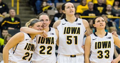 On their day, Hawkeye seniors lift Iowa past Minnesota