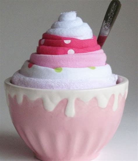 Here, our favorite custom baby items, toys, clothes and gear. 10 Adorable DIY Baby Gift Ideas! | Baby Coupons and Stuff
