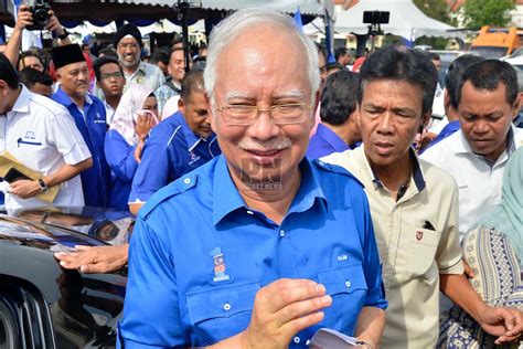 Khabar angin mengatakan perdana menteri malaysia, tan sri muhyiddin yassin bakal meletakkan jawatan susulan. 120418 - Lawatan Kerja YAB Perdana Menteri Malaysia Dato S ...