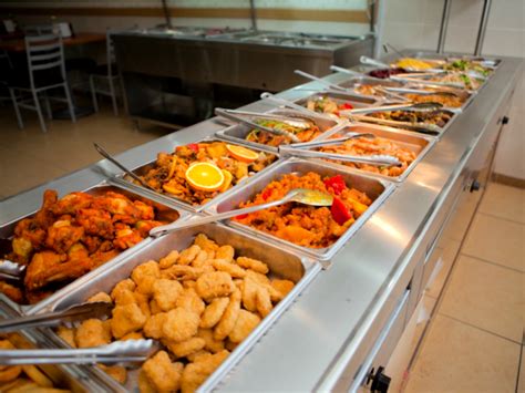 Don't feel like cooking on thanksgiving day? golden corral menu thanksgiving day