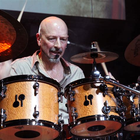 Smith began leading his own fusion band steve smith and vital information while still a member of journey, the group recorded their first album in 1983. New DVD and book by Steve Smith | Beatit.tv