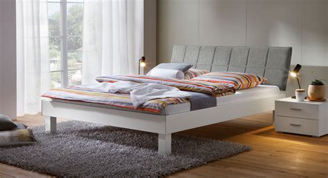 Die bettfüße können und dürfen sie selbstverständlich selbst auswählen. Modernes Bett - Arhouou