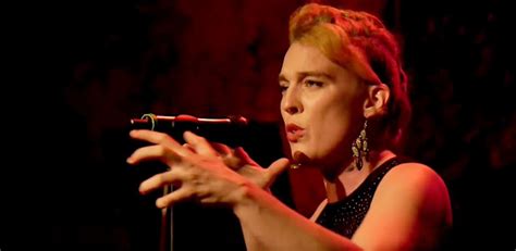 Schock Sängerin 35 Stirbt Auf Konzertbühne Welt Heuteat