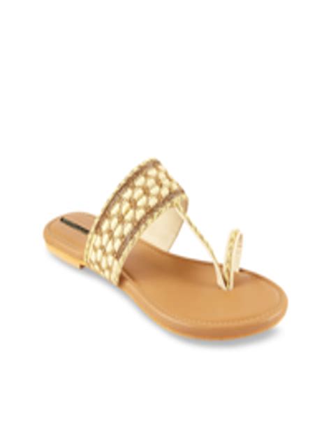 Buy Shoetopia Women Cream Coloured Embellished Leather Ethnic One Toe