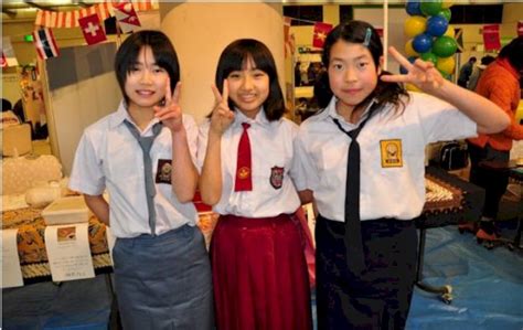 Streaming online indoxxi merupakan situs nonton film sub indo gratis , streaming online drama korea dan film apik juragan film indo terlengkap. Inilah Makna di Balik Warna Seragam anak Sekolah di ...
