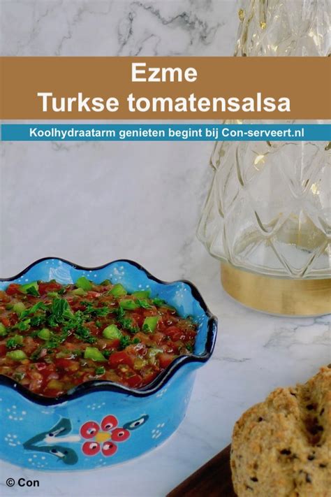 Ezme Turkse Tomatensalsa Con Serveert