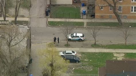 West Garfield Park Drive By Shooting Leaves 4 Injured Including Teen