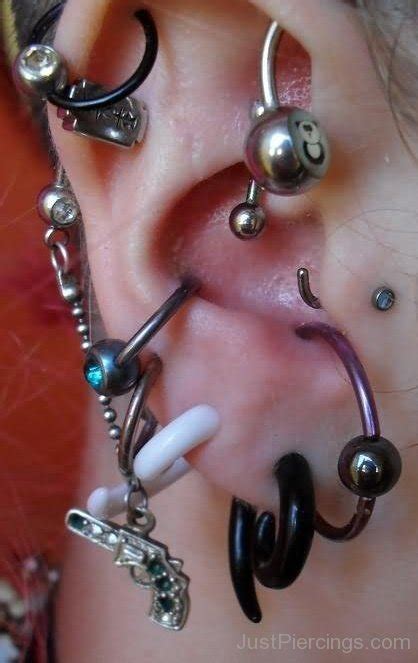 Spiral Lobe Upper Lobe And Cartilage Ear Piercing