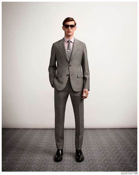 Louis Vuitton Highlights Sharp Suiting For Springsummer 2015 Tailoring