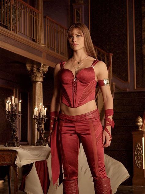 Jennifer Garner Elektra Outfit