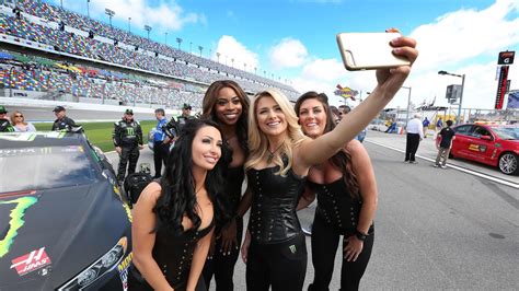 Will Nascar Follow F1s Lead And Drop Grid Girls Baltimore Sun