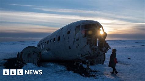 Chinese Tourists Found Dead By 1973 Iceland Plane Crash Site Bbc News