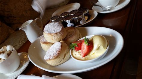 Check Out Our Top 5 Places To Enjoy A Delicious Devon Cream Tea