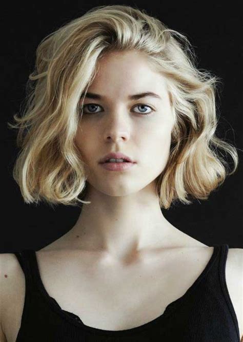 See our pick of neat medium bob haircuts and make it work for you! 40 Gorgeous Wavy Bob Hairstyles To Inspire You - Beauty Epic