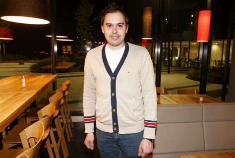 Filip sajler biografia da wikipedia, bio, età, filip sajler data di nascita (*1979, czech republic), presenter, businessman, cook, instagram, segno zodiacale (segno solare), ascendente. Filip Sajler ze StarDance: Otočky už dávno netrénuju ...