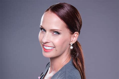 She is an actress and director, known for rollerball (2002), 15 minuuttia (2001) and európa expressz (1999). Dobó Kata kínos helyzetbe került egy tévéműsor felvétele ...