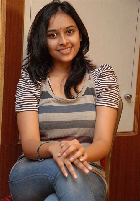 Tollywood Newcomer Sri Divya Cute Stills Latest Your Time Pass Dot
