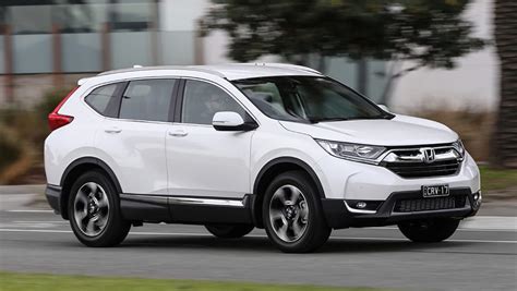 Honda sold nearly 400,000 last year and it's one of i have a 2 week old 2019 honda crv touring. Honda CR-V 2019 pricing and specs: Added safety for AWD ...