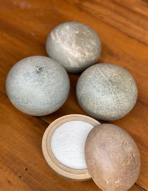Simple Science: How to Make a Volcano with Kids